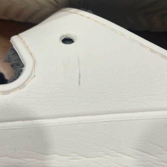 Crocs women’s white with gray lining slides sandals size 10 . - Picture 3 of 9